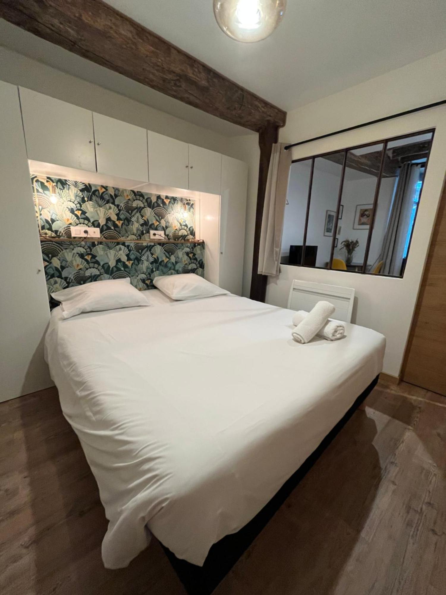 La Cour Chartraine - Cosy Appartement Avec Cour Exterieur A บลัวส์ ภายนอก รูปภาพ