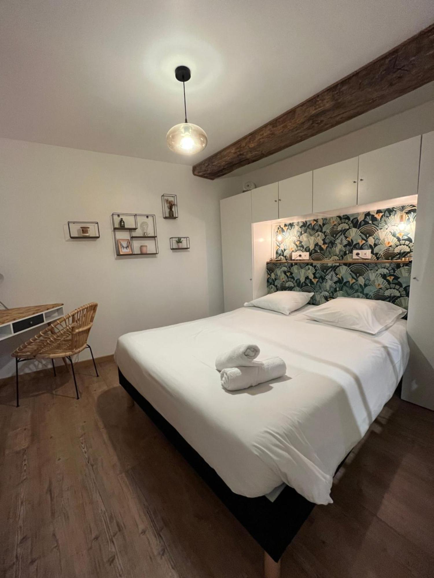 La Cour Chartraine - Cosy Appartement Avec Cour Exterieur A บลัวส์ ภายนอก รูปภาพ